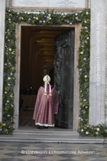 Öffnung der Heiligen Pforte der Basilika Sankt Johannes im Lateran